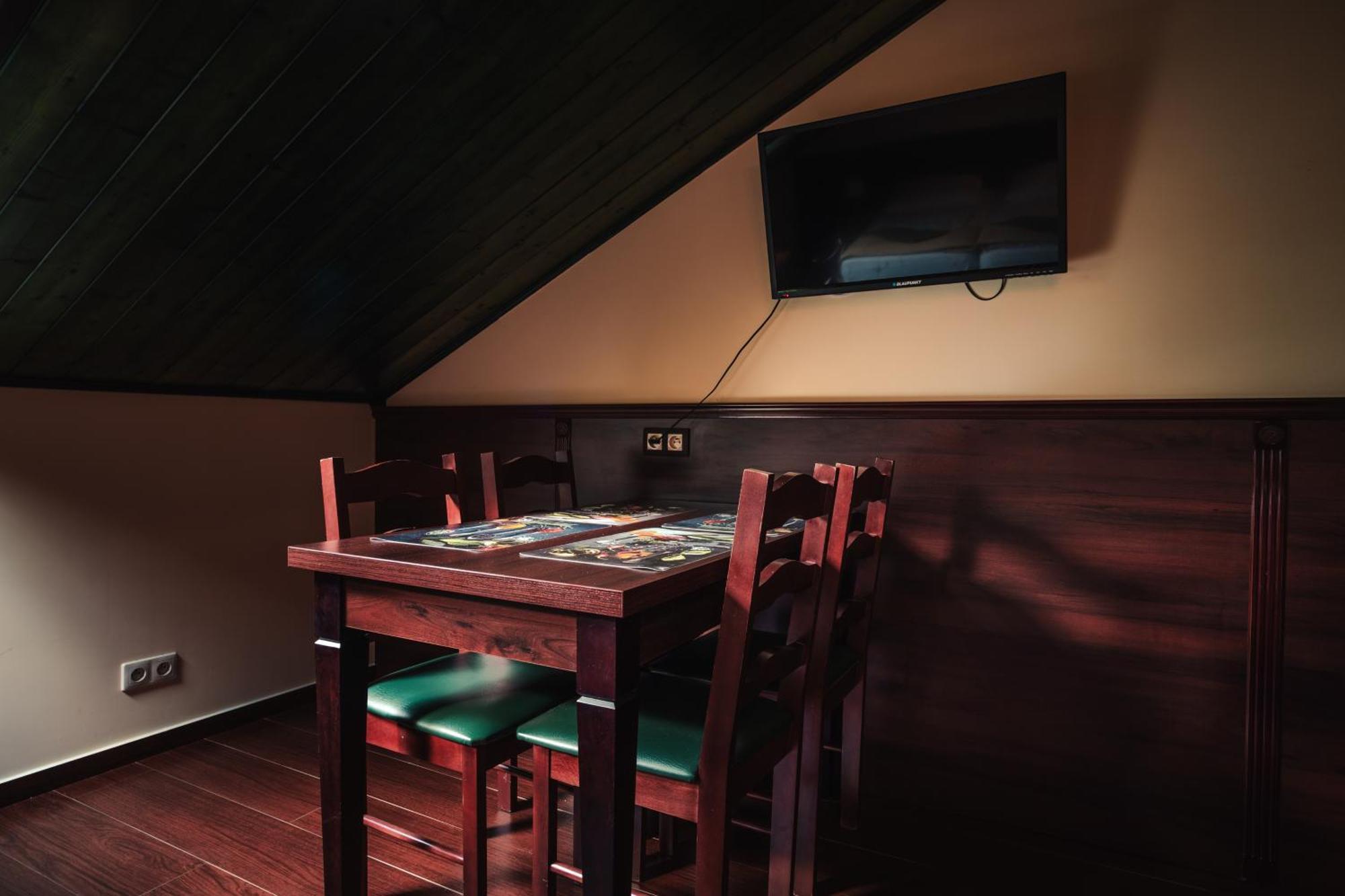 Shoemaker Irish Pub & Accommodation Kielce Exterior foto